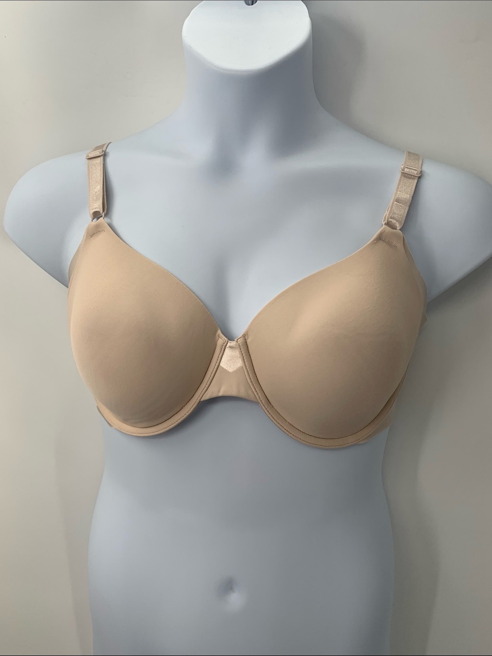 Olga by Warner's Women's Nude Padded Underwire Bra Size 38C #RN36543